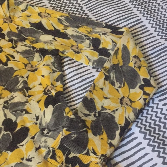 Ann Taylor LOFT yellow and gray cardigan - Picture 6 of 9